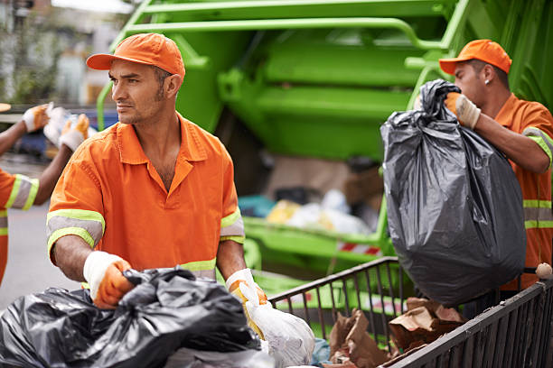 Best Construction Debris Removal  in Pella, IA